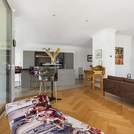 Villa La Aux Lauriers Blancs *