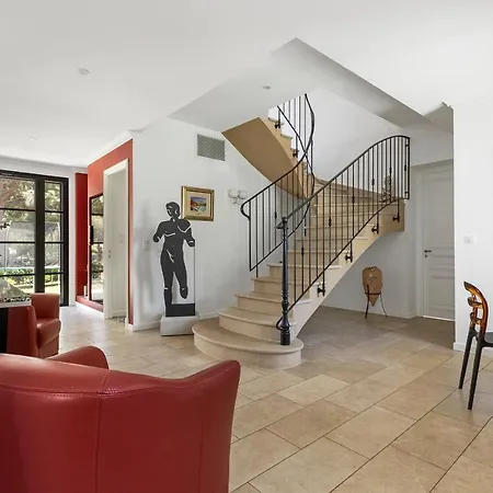 Villa La Aux Lauriers Blancs