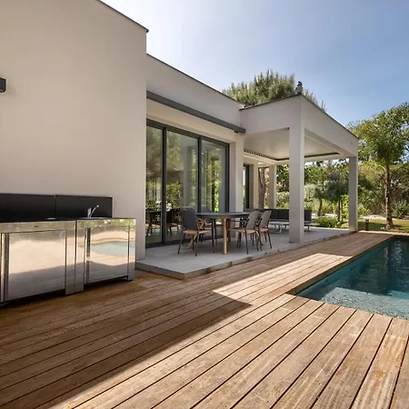 Villa La Aux Lauriers Blancs *